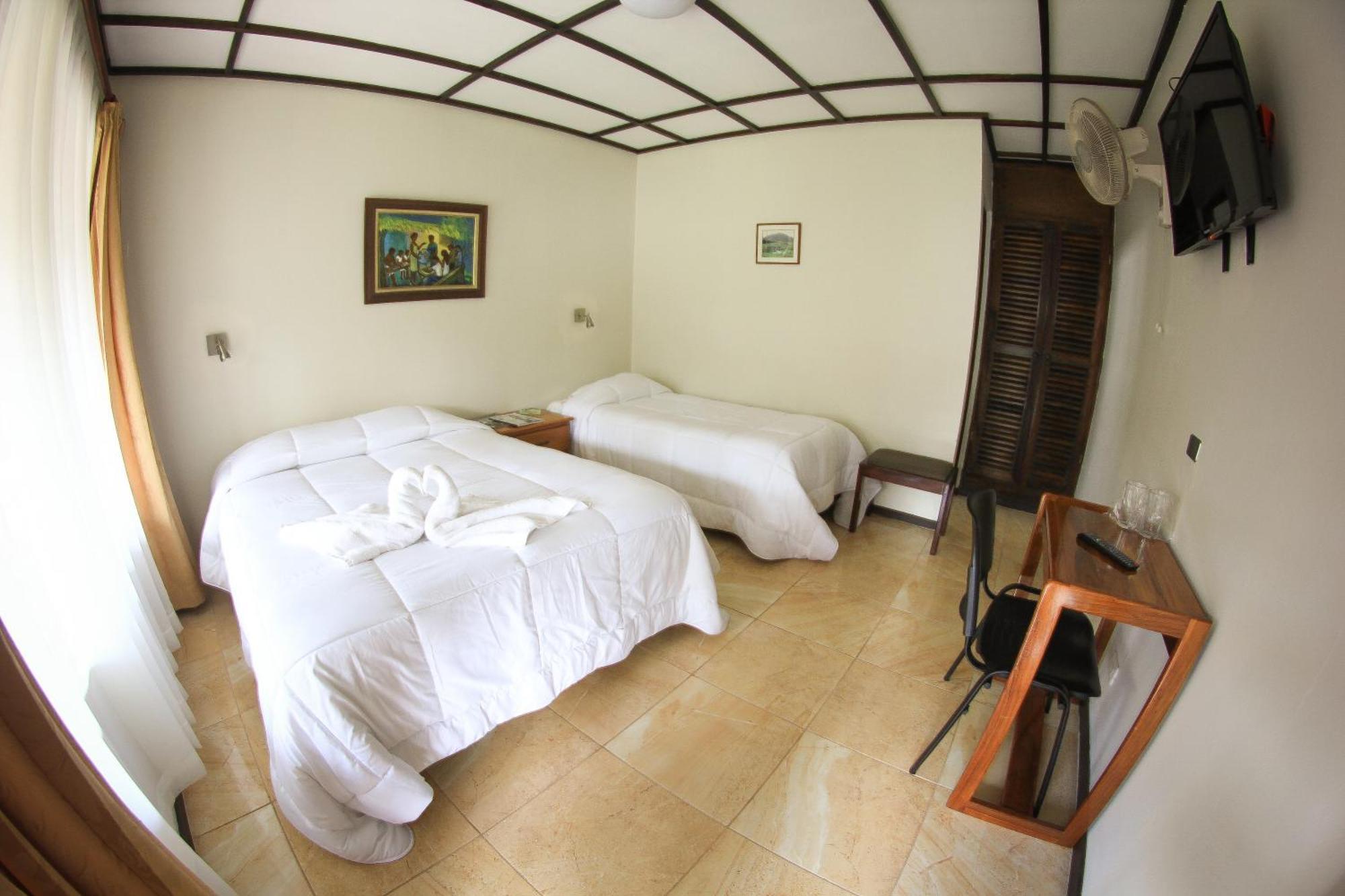 Hotel Wagelia Turrialba Habitación foto